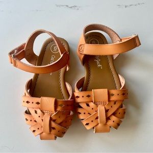 Little Girls Sandals 6T - Like New